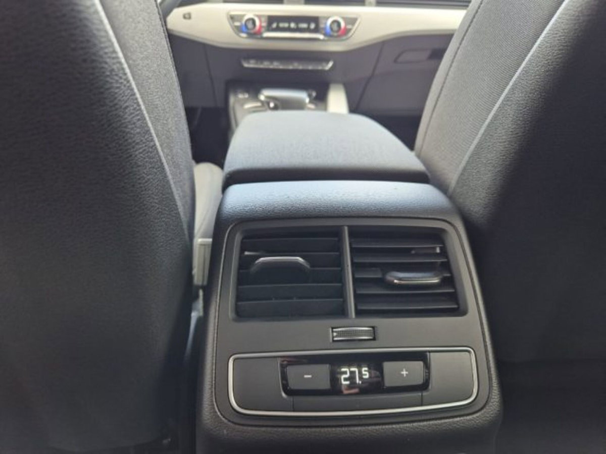 Audi A4 Avant 35 TDI/163 CV S tronic S line edition (12)