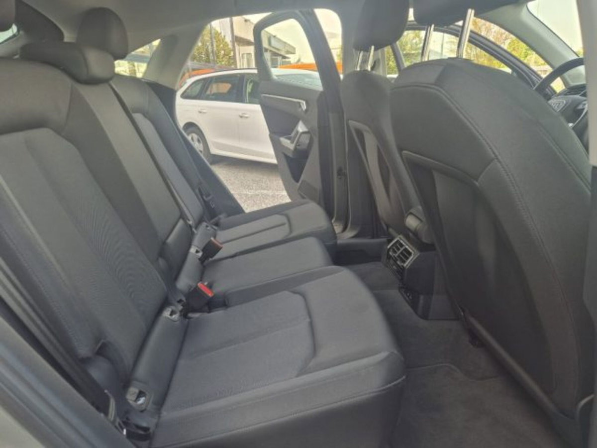 Audi Q3 Sportback 35 TDI quattro S tronic S line edition (8)