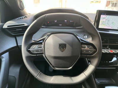 Peugeot 2008 PureTech 100 S&S Allure Navi Pack (10)
