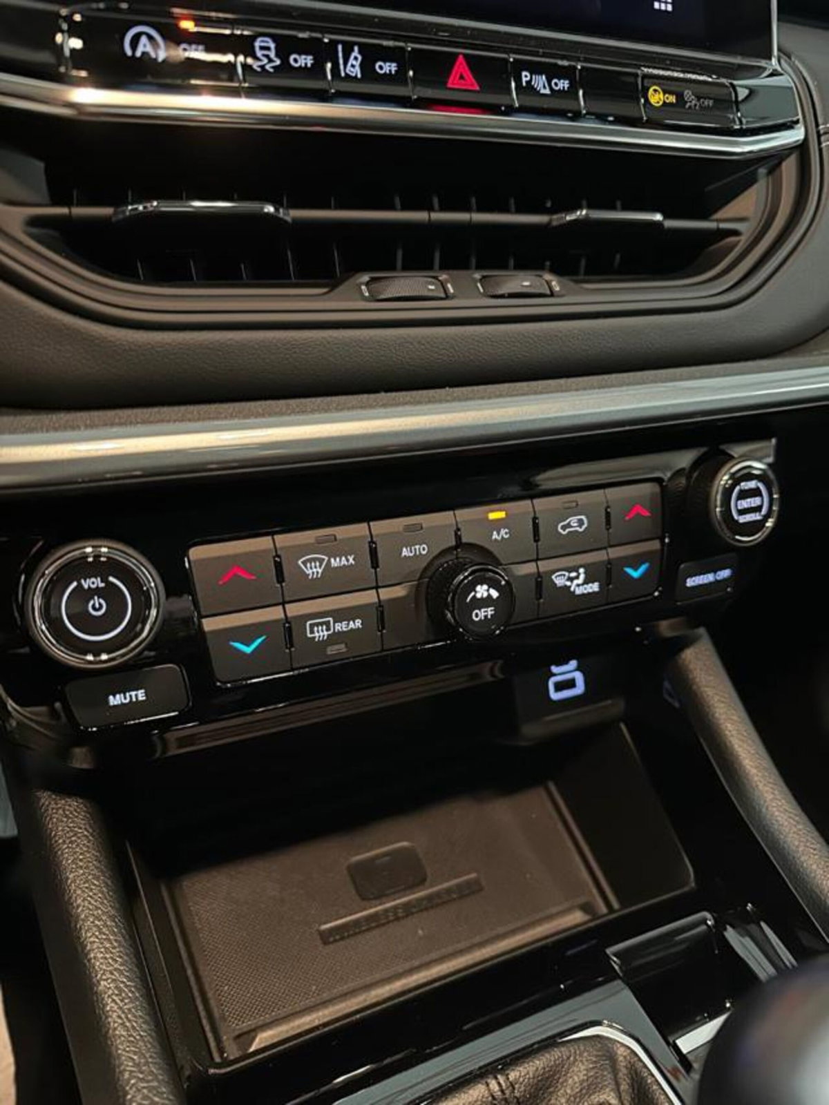 Jeep Compass 1.3 Turbo T4 2WD Limited (16)