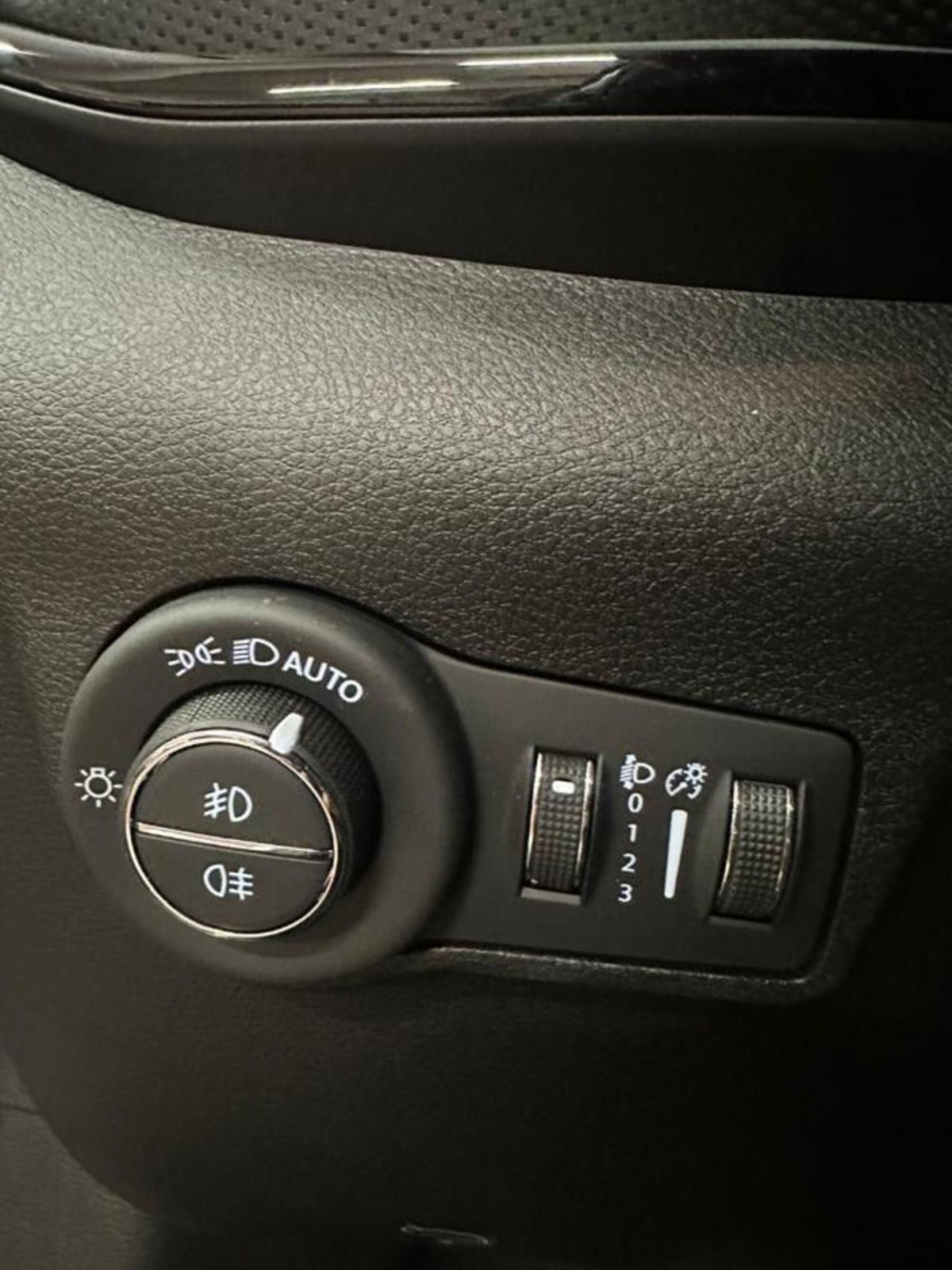 Jeep Compass 1.4 MultiAir 2WD Night Eagle (5)