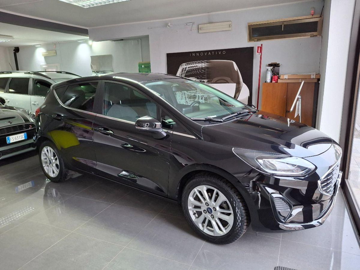 Ford Fiesta 1.1 75 CV 5 porte Titanium (11)