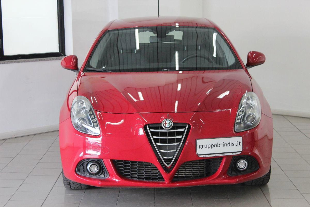 Alfa Romeo Giulietta 1.6 JTDm-2 Distinctive (2)