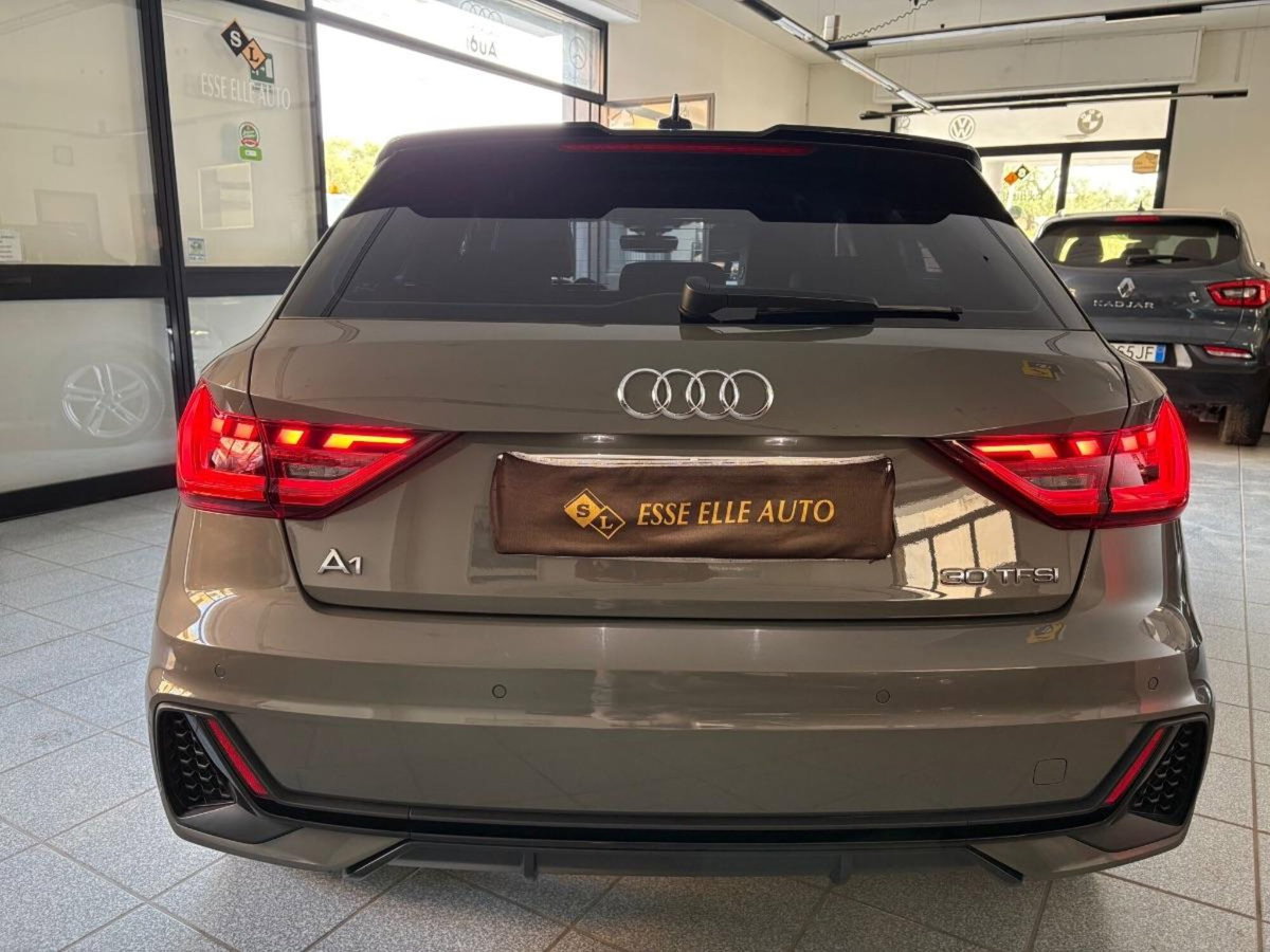 Audi A1 Sportback 30 TFSI S line edition (6)