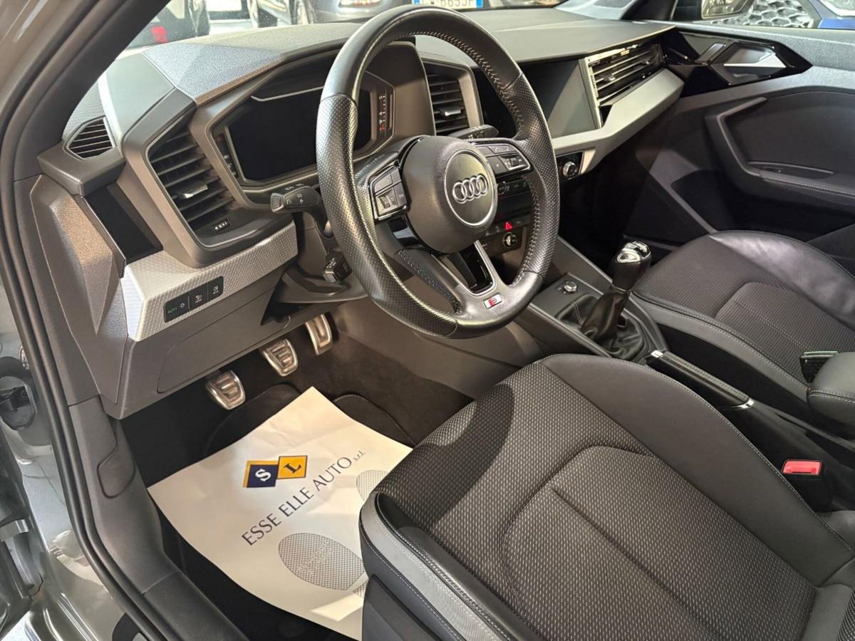 Audi A1 Sportback 30 TFSI S line edition (8)