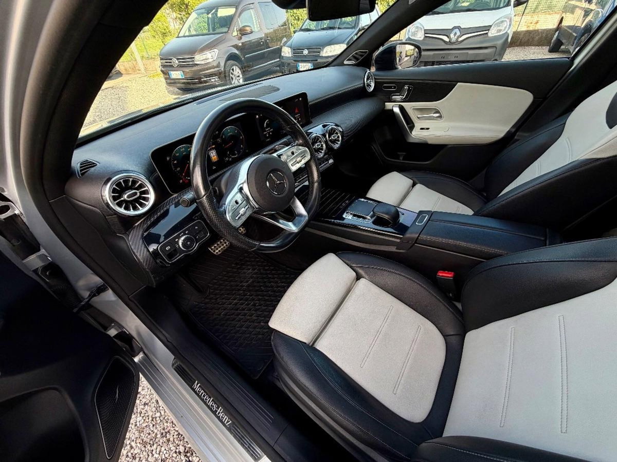 Mercedes-Benz Classe A 220 d Automatic Premium (9)