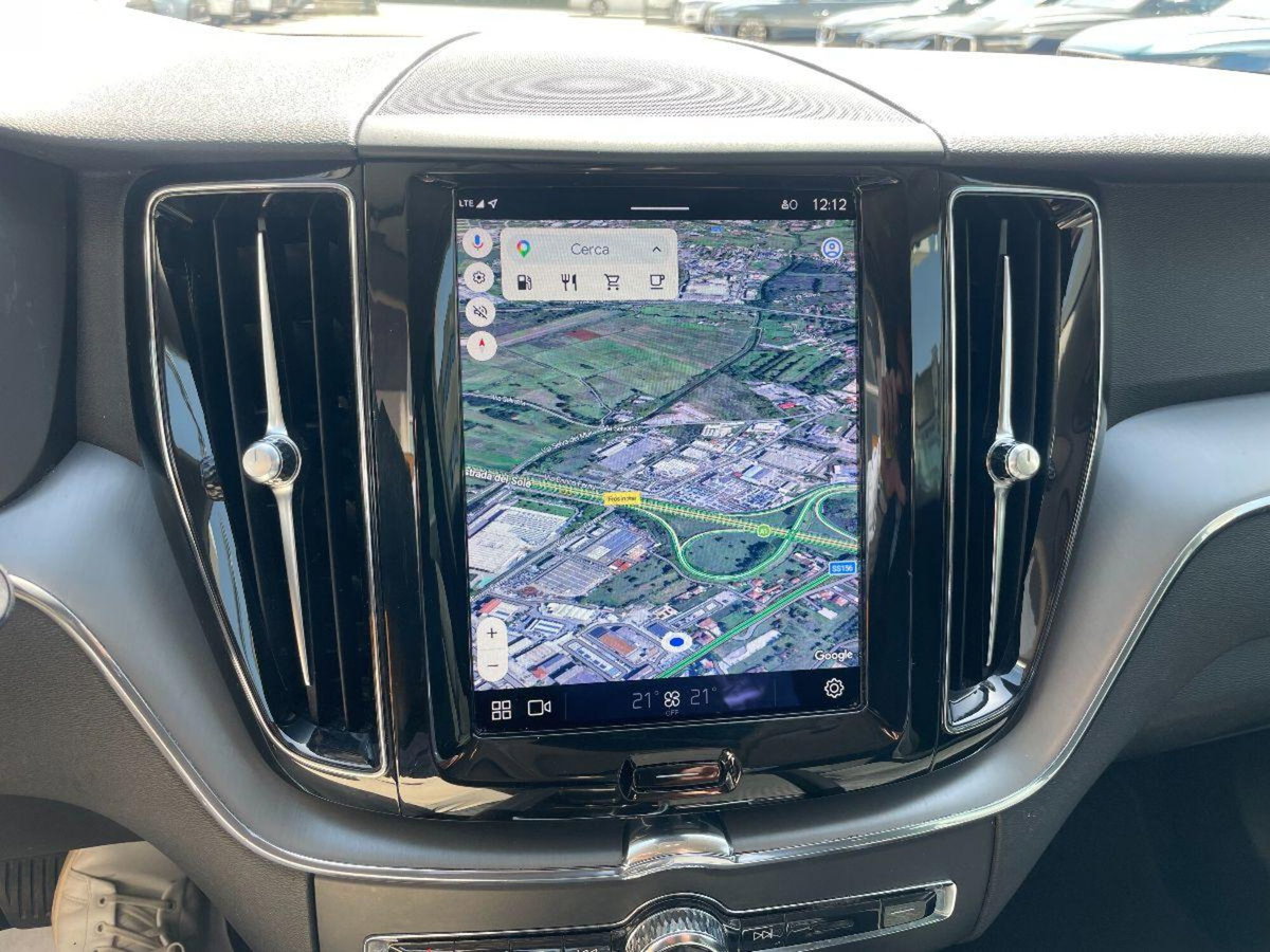Volvo XC60 B4 automatico Core (12)