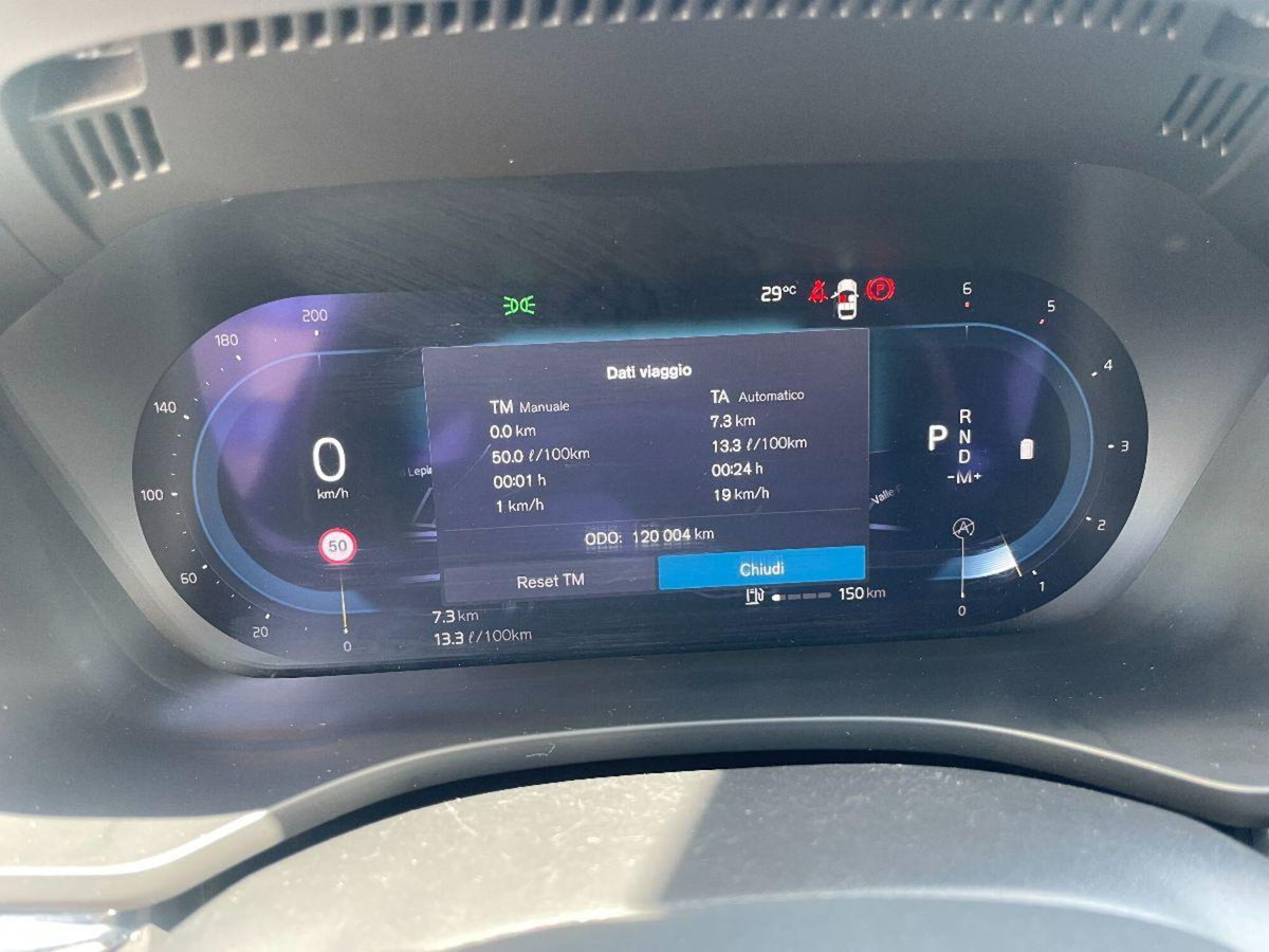 Volvo XC60 B4 automatico Core (14)