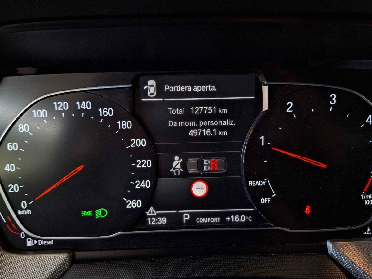 BMW Serie 1 116d Business Advantage (6)