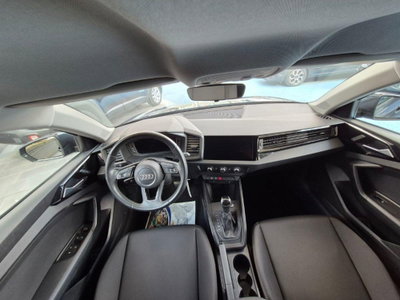 Audi A1 Sportback 30 TFSI S line edition (3)