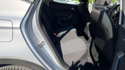 SEAT Arona 1.0 ecotsi Style 95cv (14)
