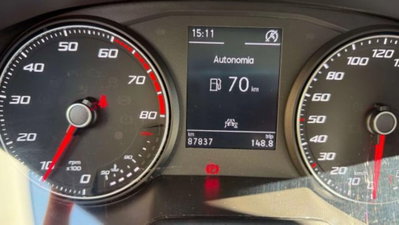 SEAT Arona 1.0 ecotsi Style 95cv (7)