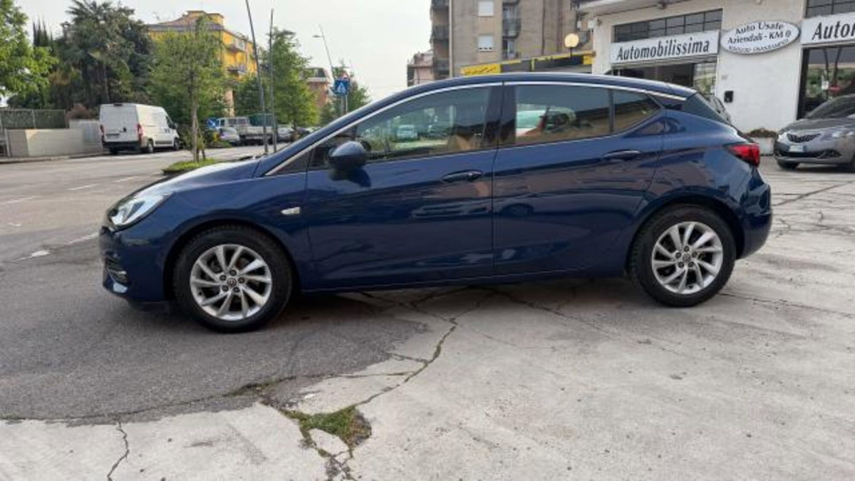 Opel Astra 1.5 CDTI 105 CV S&S 5 porte 2020 (4)