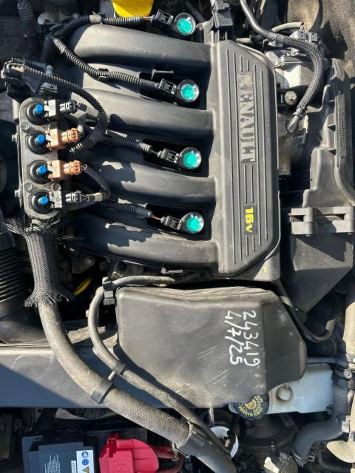 Dacia Duster 1.6 110CV 4x2 GPL Lauréate (12)