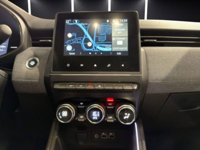 Renault Clio TCe 90 CV 5 porte Techno (16)