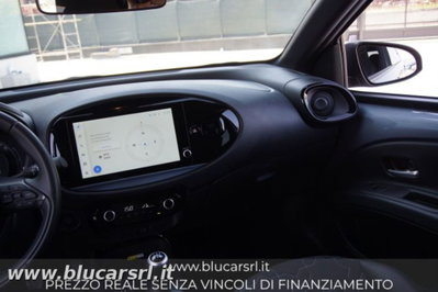 Toyota Aygo X 1.0 Lounge 72cv (10)