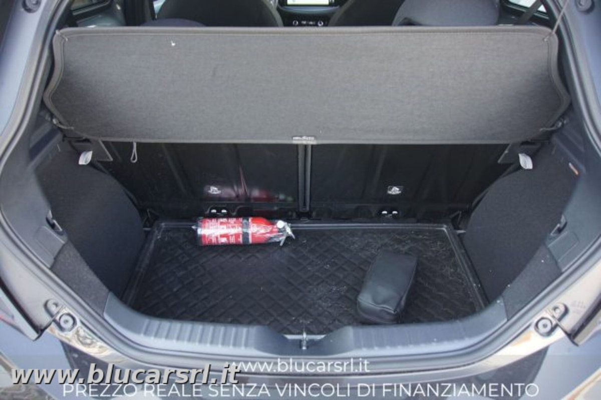 Toyota Aygo X 1.0 Lounge 72cv (14)