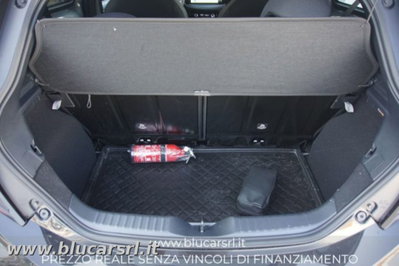 Toyota Aygo X 1.0 Lounge 72cv (14)