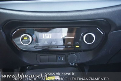 Toyota Aygo X 1.0 Lounge 72cv (18)