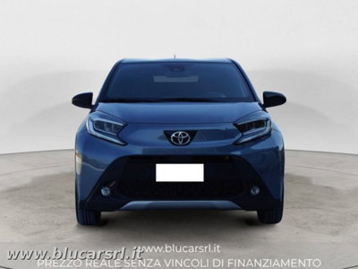 Toyota Aygo X 1.0 Lounge 72cv (2)