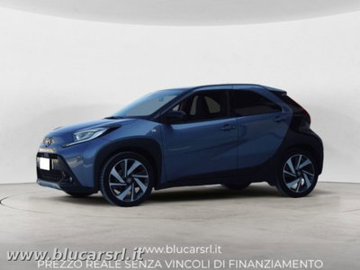 Toyota Aygo X 1.0 Lounge 72cv (4)