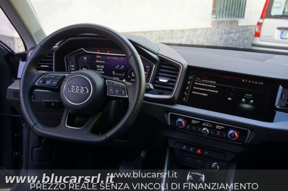Audi A1 Sportback 30 1.0 tfsi S Line Edition 116cv s-tronic (9)