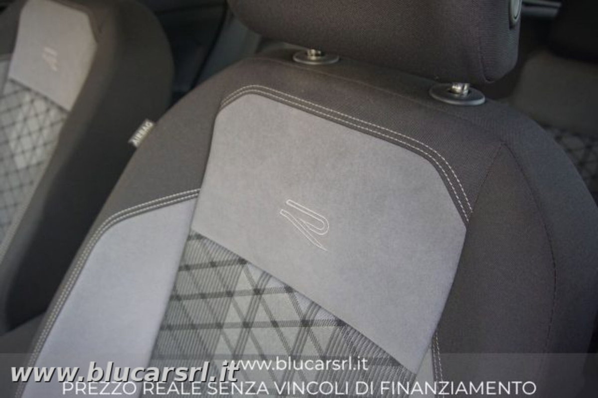 Volkswagen Polo 1.0 tsi R-Line 95cv (19)