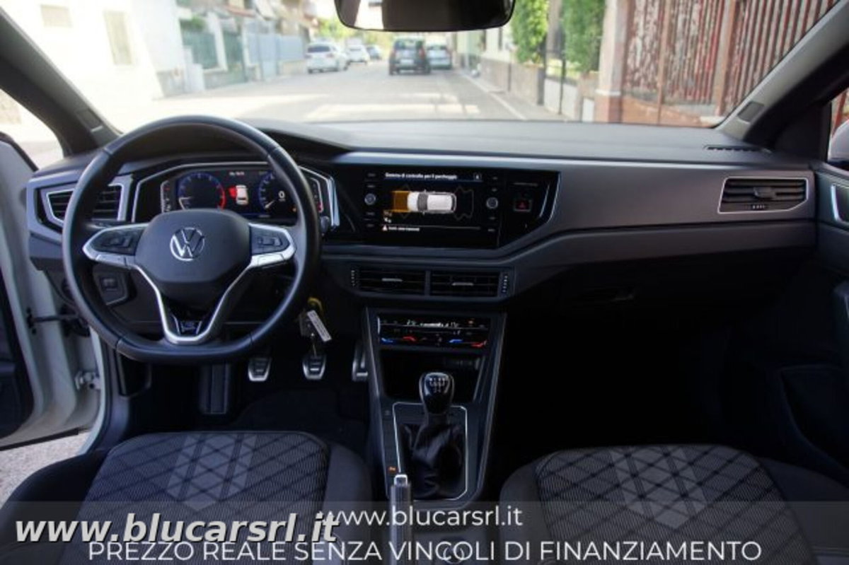 Volkswagen Polo 1.0 tsi R-Line 95cv (8)