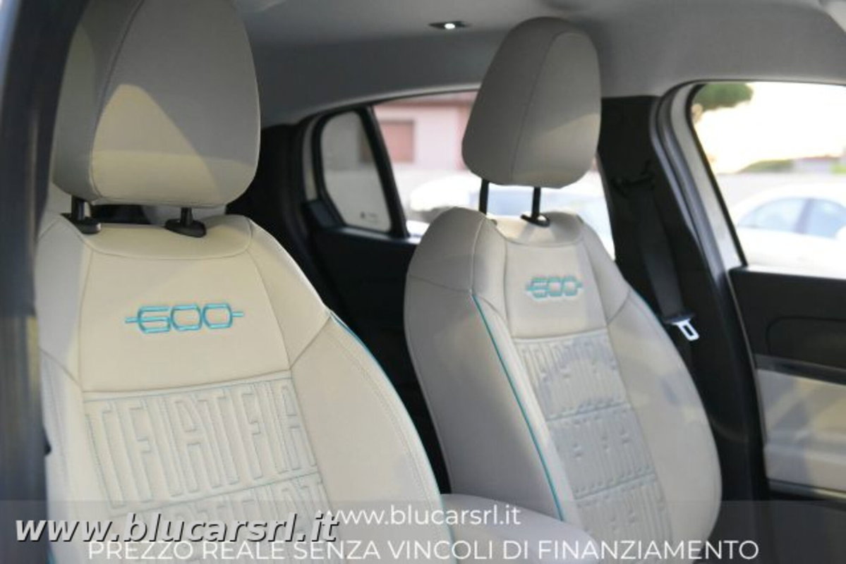 Fiat 600 1.2 hybrid La Prima 110cv auto (14)
