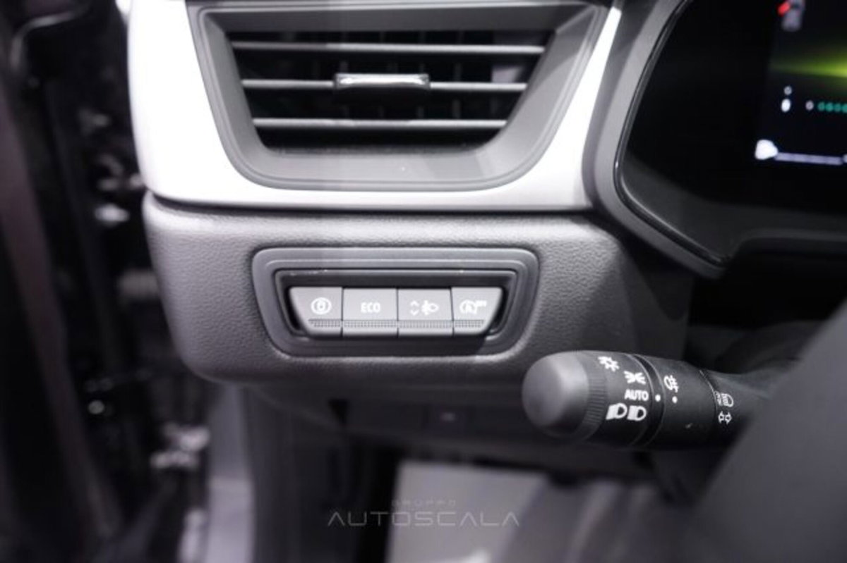 Renault Captur 1.2 eco-g Evolution 120cv (12)