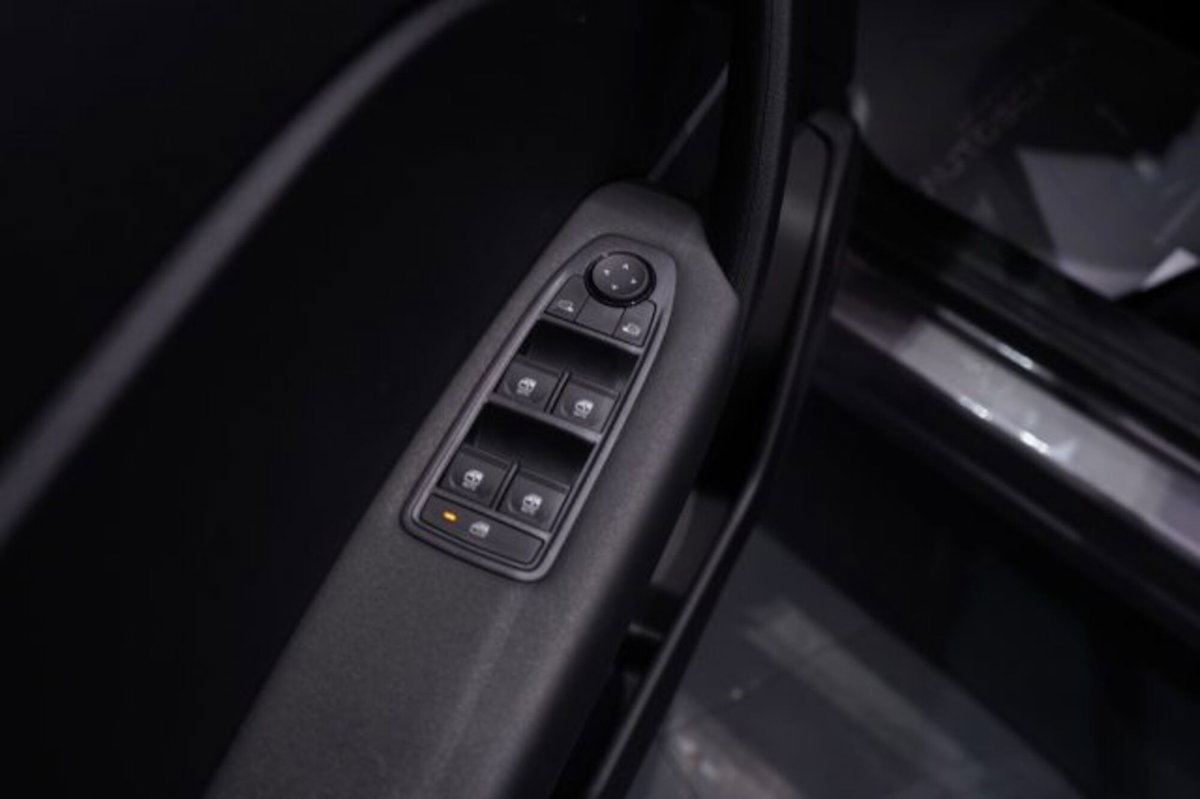 Renault Captur 1.2 eco-g Evolution 120cv (10)