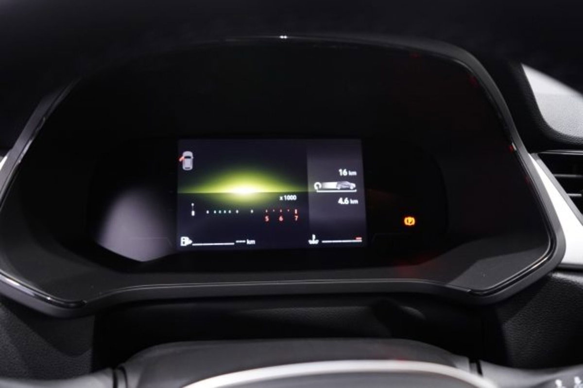 Renault Captur 1.2 eco-g Evolution 120cv (14)