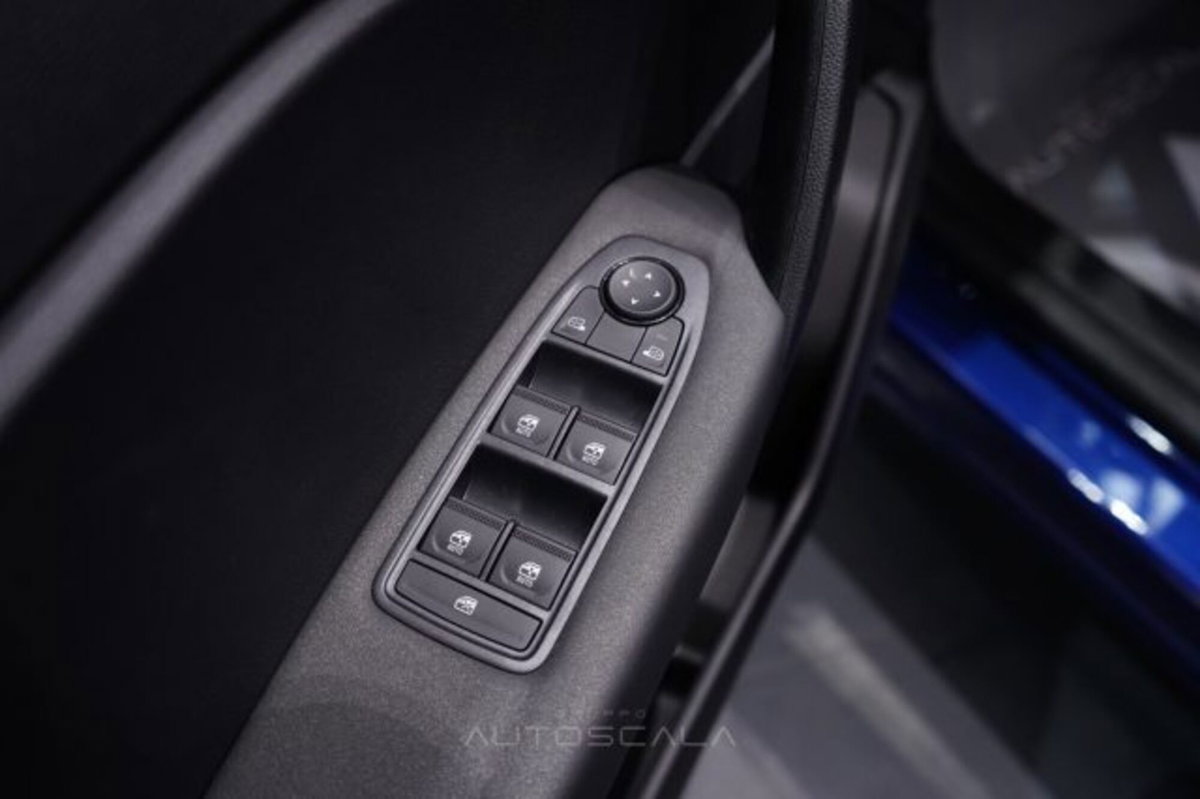 Renault Captur 1.2 eco-g Evolution 120cv (11)