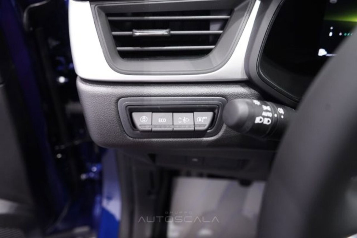 Renault Captur 1.2 eco-g Evolution 120cv (13)