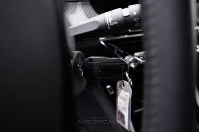 Peugeot 2008 1.2 puretech Allure s&s 130cv eat8 (18)