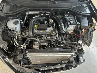Volkswagen T-Roc 1.0 tsi Sport 115cv (9)