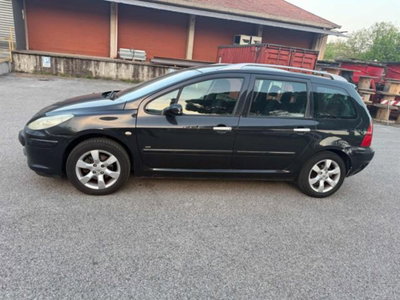 Peugeot 307 SW 16V HDi 110CV Station HDI Clima (13)