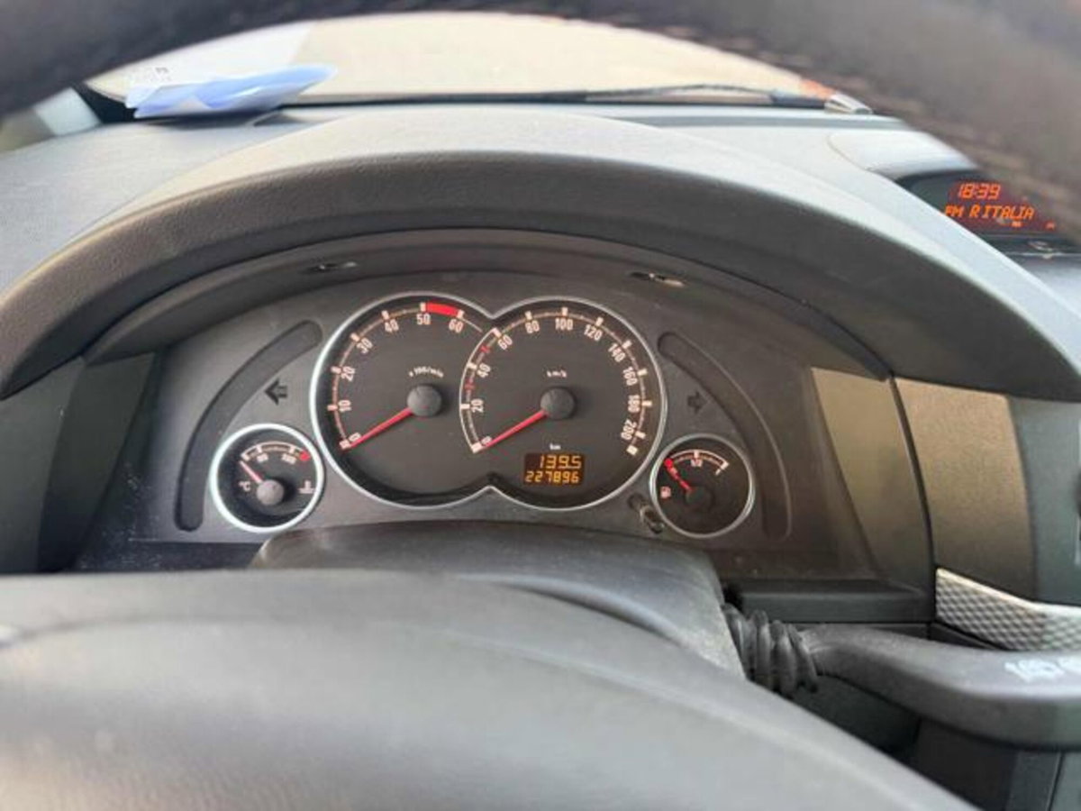 Opel Meriva 1.3 CDTI Cosmo (2)
