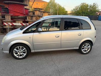 Opel Meriva 1.3 CDTI Cosmo (14)