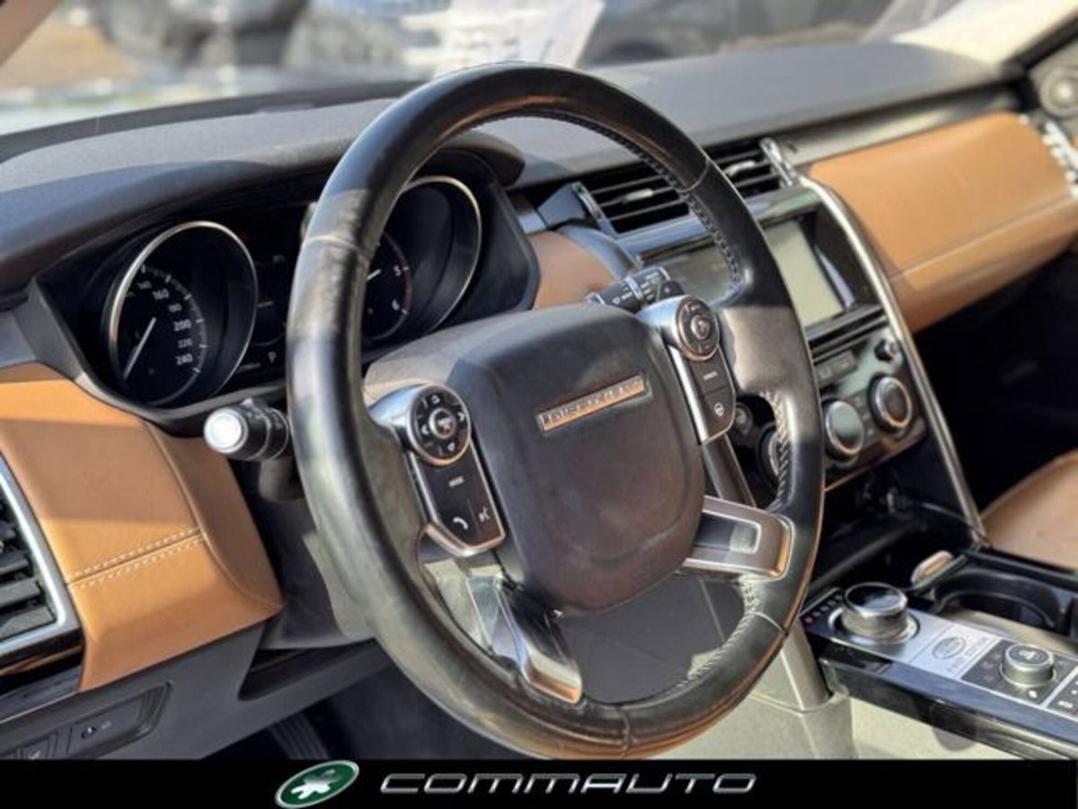 Land Rover Discovery 3.0 TD6 249 CV First Edition (10)