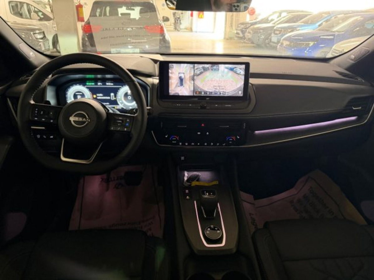 Nissan Qashqai 1.3 mhev Tekna 4wd 158cv xtronic (9)