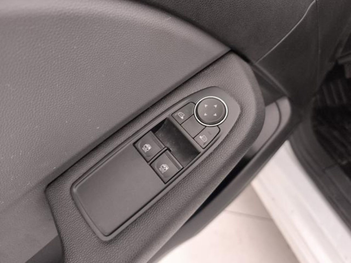 Renault Clio Blue dCi 85 CV 5 porte Business (18)