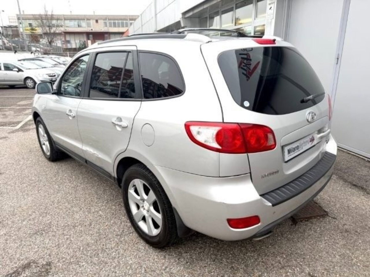 Hyundai Santa Fe 2.2 CRDi VGT Dynamic 7 p.ti (4)