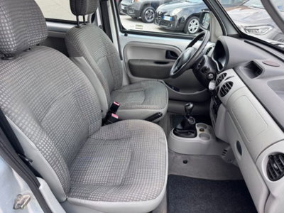 Renault Kangoo 1.9 dCi 4x4 5p. Fairway (13)