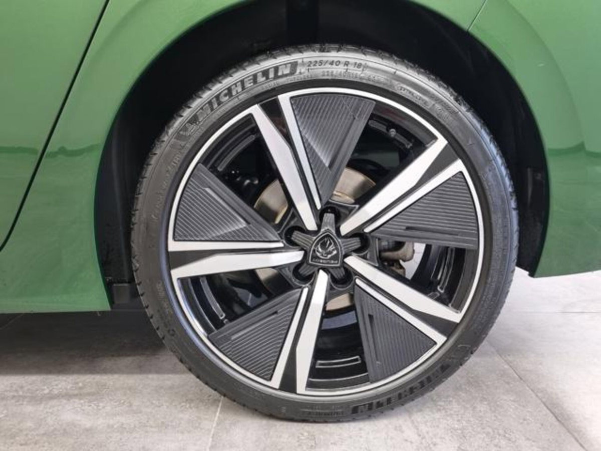 Peugeot 308 PureTech Turbo 130 S&S EAT8 GT (15)