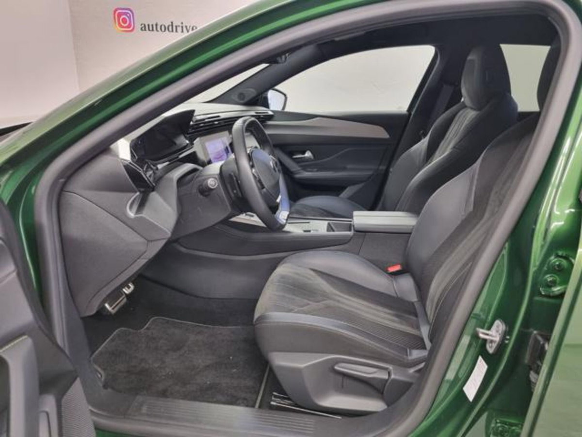 Peugeot 308 PureTech Turbo 130 S&S EAT8 GT (9)