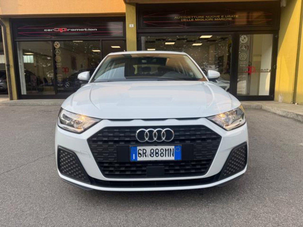 Audi A1 Sportback Sportback 25 1.0 tfsi Business (8)