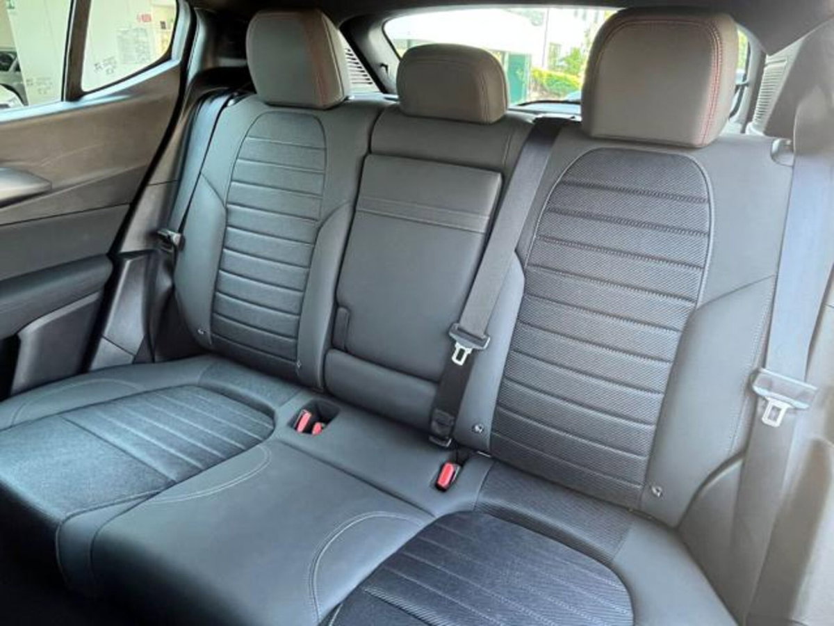 Alfa Romeo Tonale 1.6 Sprint 130cv tct6 (7)