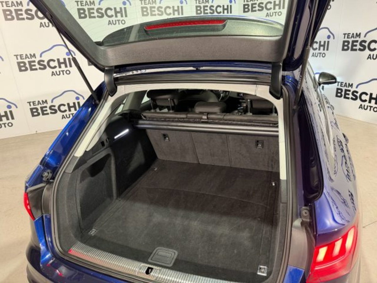 Audi A4 Avant 35 TDI/163 CV S tronic Business Advanced (12)