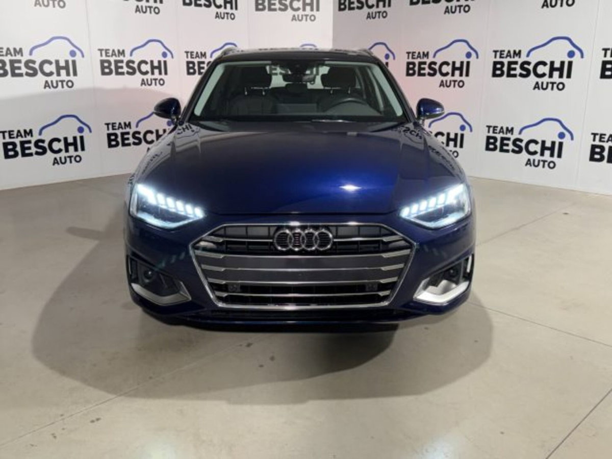 Audi A4 Avant 35 TDI/163 CV S tronic Business Advanced (5)